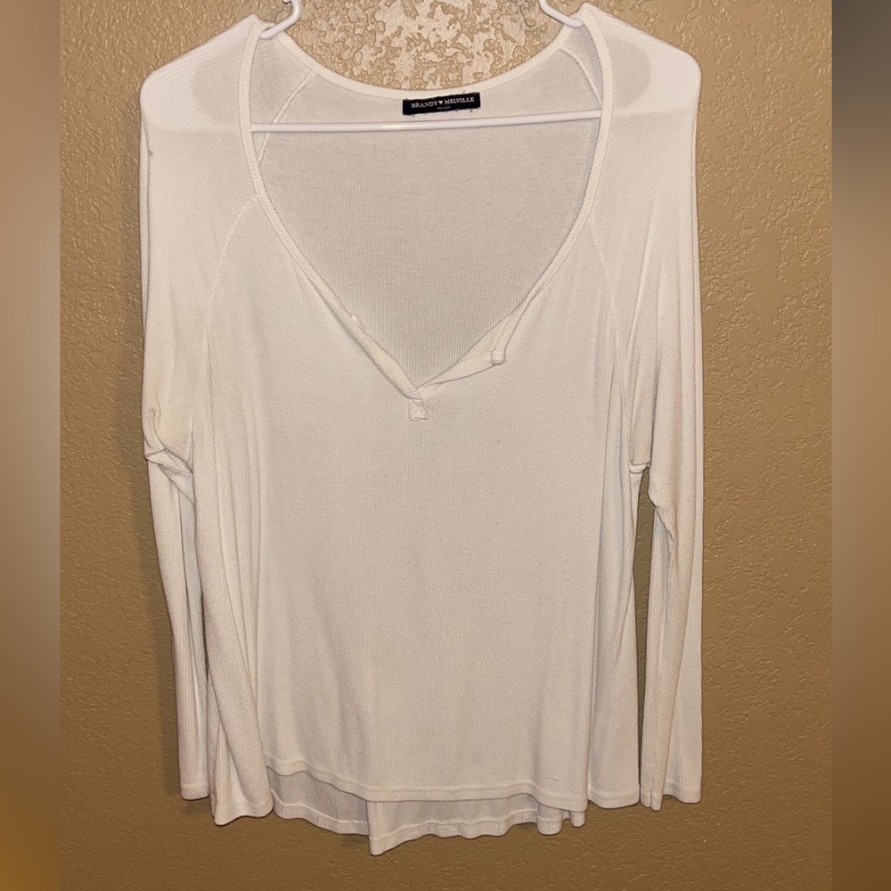 White long sleeve ribbed brandy Melville long sleeve